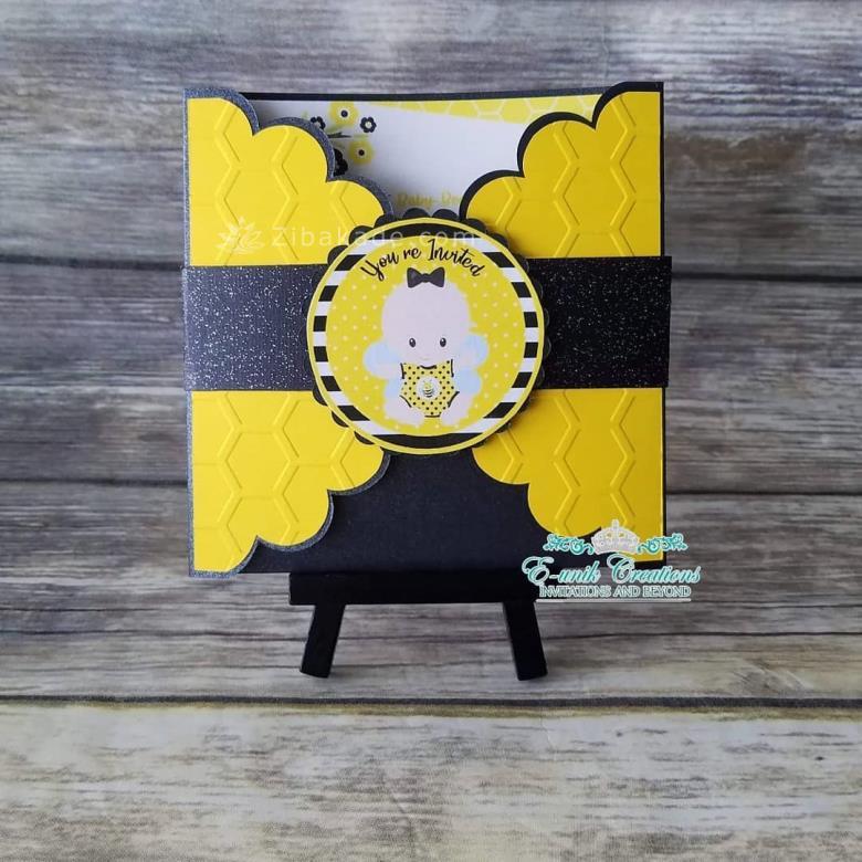 تم تولد زنبور - Bee